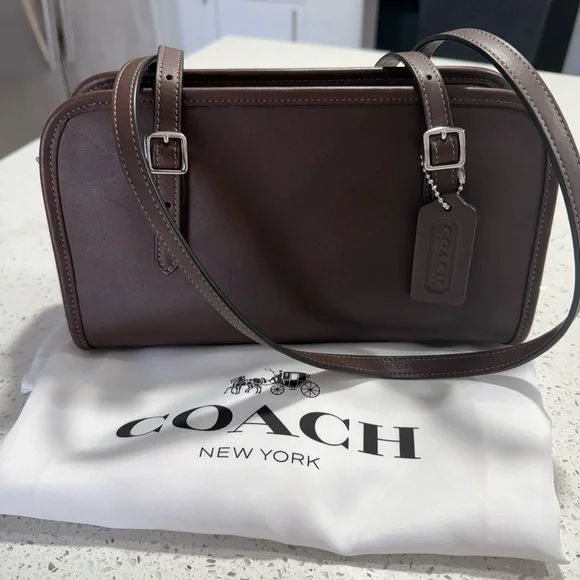 Coach Maple Swing Zip Shoulder Bag - Picture 4 of 11